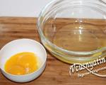 Протеинов омлет: рецепта Как да готвя бъркани яйца без жълтък